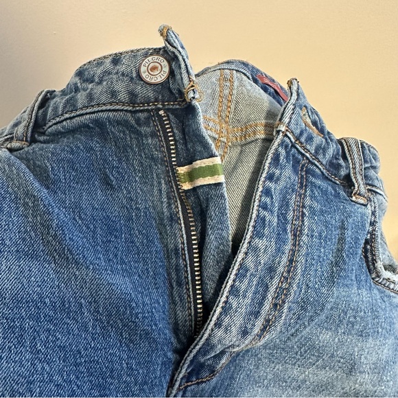 Anthropologie Pilcro Crop Medium Wash The Yaya Mid-Rise Crop Flare Denim Jeans - Picture 3 of 11